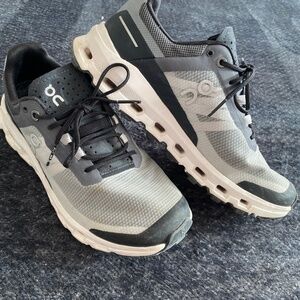 On Women's Cloudvista Sneakers